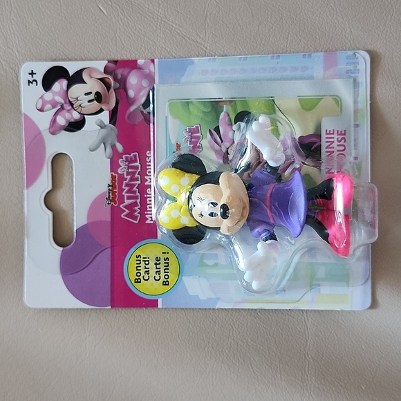 Disney Minnie Mouse Minifigure Collectible Toy Purple Dress and Pink Shoes - Picture 1 of 2